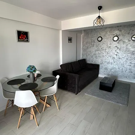 Dis Summer Mamaia Appartement